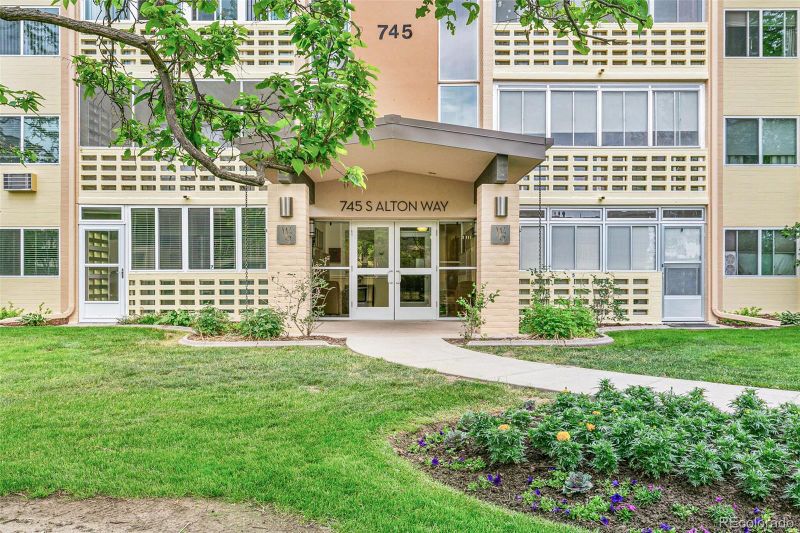745 S Alton Way #4A, Denver, CO 80247