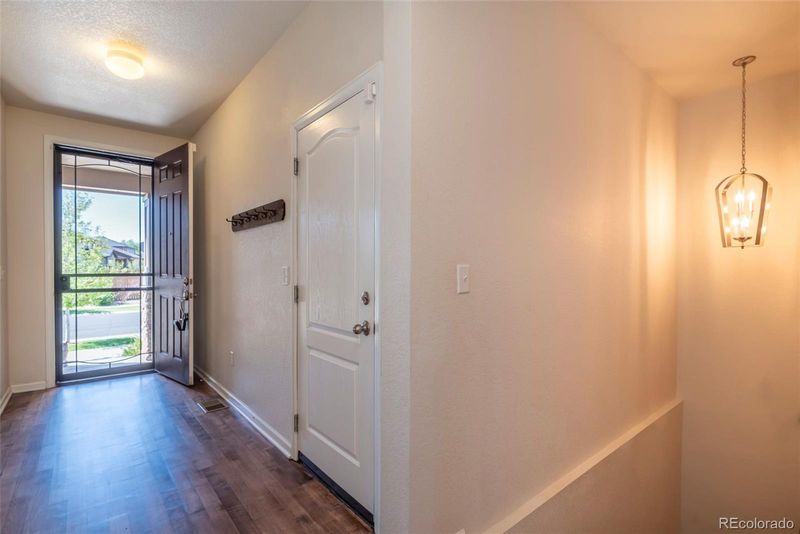 95 N Irvington St, Aurora, CO 80018