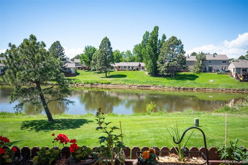 4548 W Pondview Dr, Littleton, CO 80123
