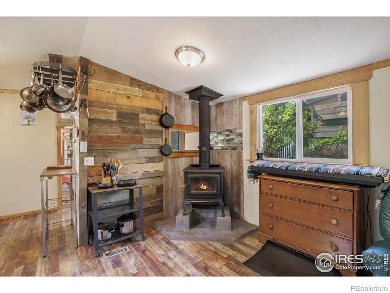 3916 Yosemite Dr, Greeley, CO 80634