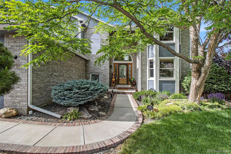 13727 W 59th Pl, Arvada, CO 80004