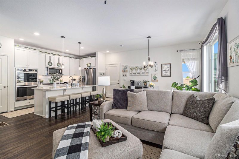 13756 Ash Cir, Thornton, CO 80602
