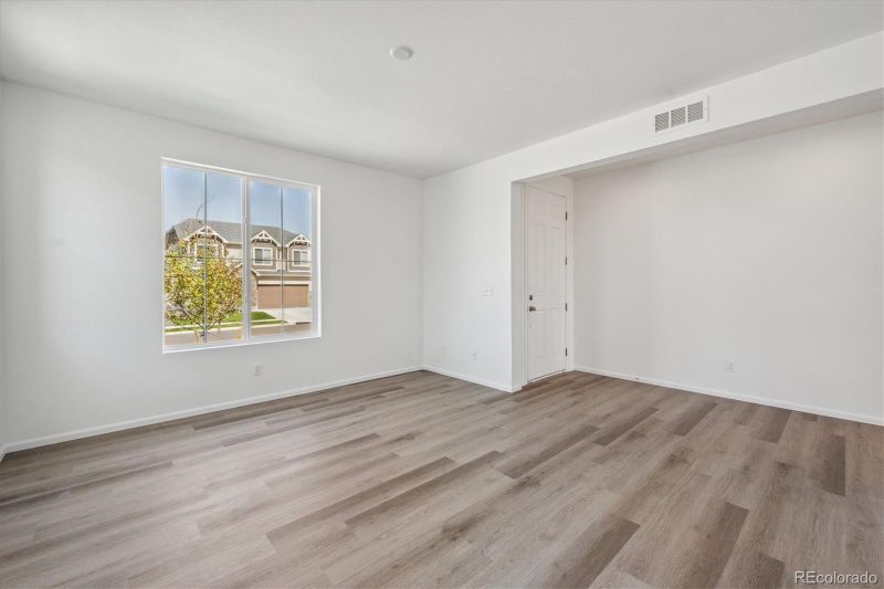 4230 Satinwood Dr, Johnstown, CO 80534