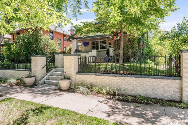 2291 Elm St, Denver, CO 80207
