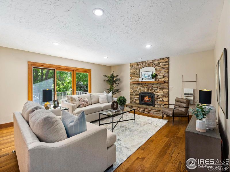 5223 Paradise Ln, Fort Collins, CO 80526