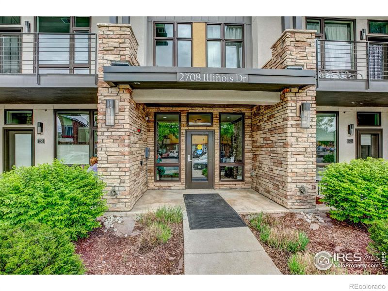 2708 Illinois Dr #203, Fort Collins, CO 80525