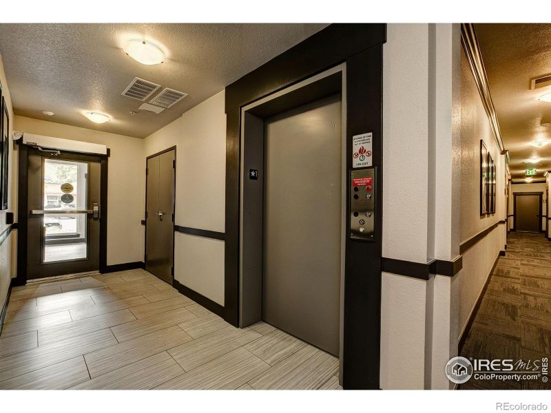 2708 Illinois Dr #203, Fort Collins, CO 80525