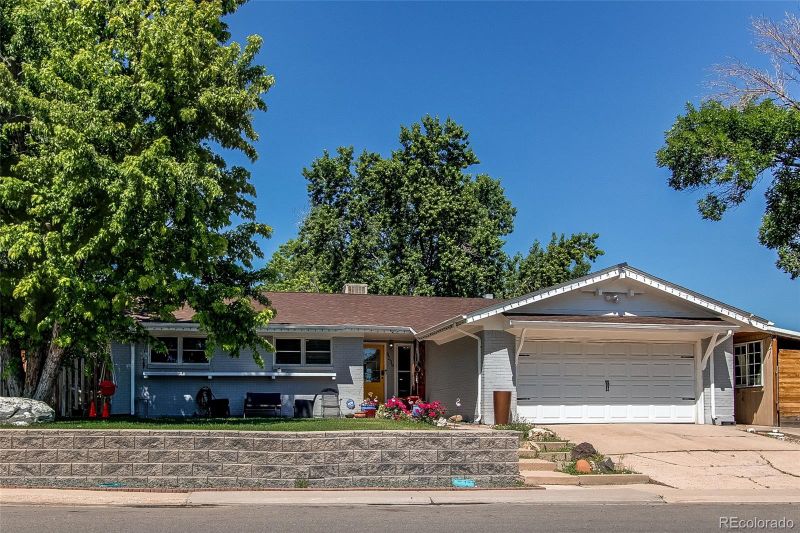 8239 Pearl St, Denver, CO 80229