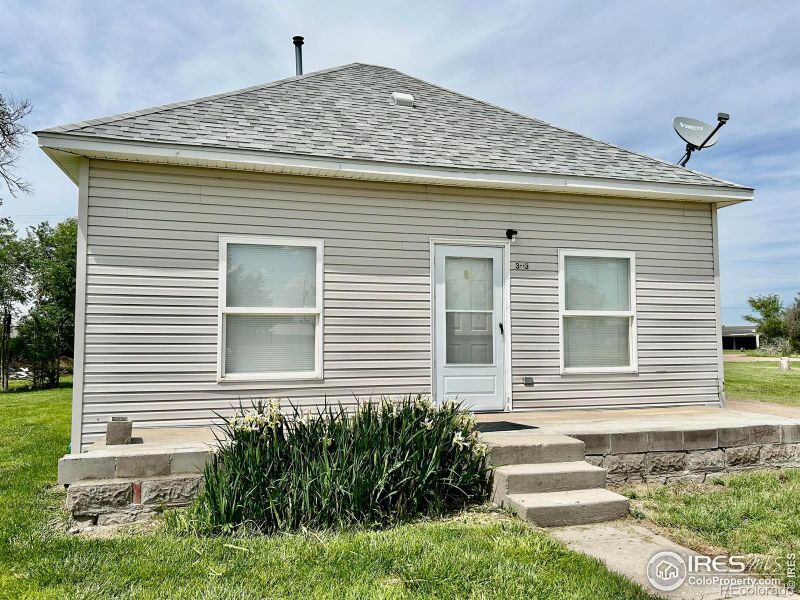 303 W Logan Ave, Iliff, CO 80736