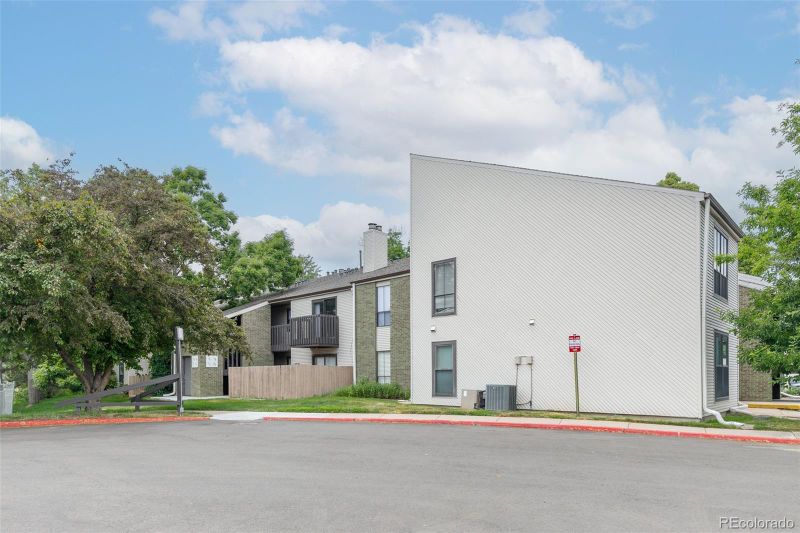 3550 S Harlan St #128, Denver, CO 80235