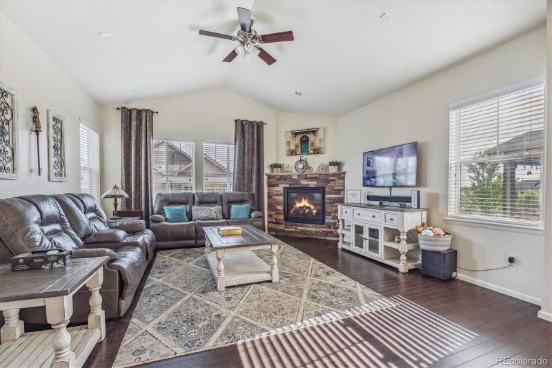 19955 W 93rd Ave, Arvada, CO 80007