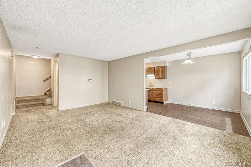 9825 Croke Dr, Denver, CO 80260