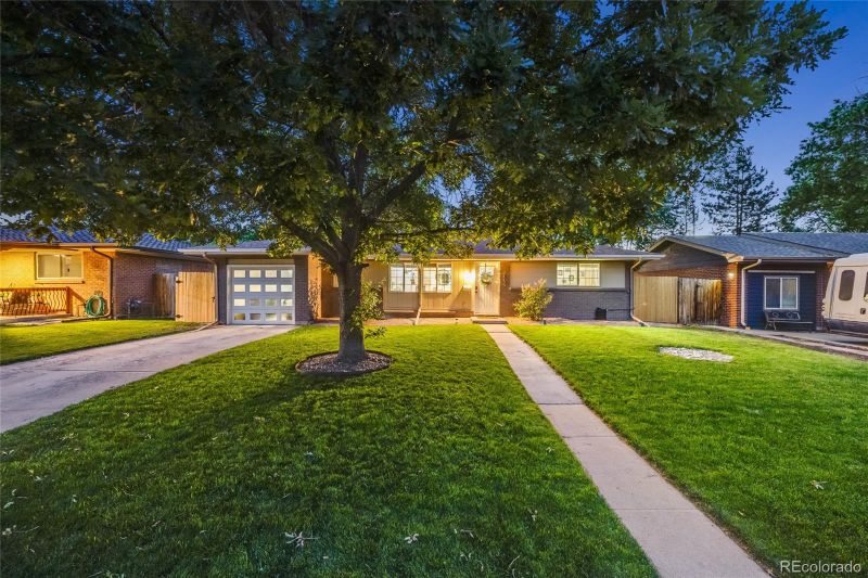 2009 S Raleigh St, Denver, CO 80219