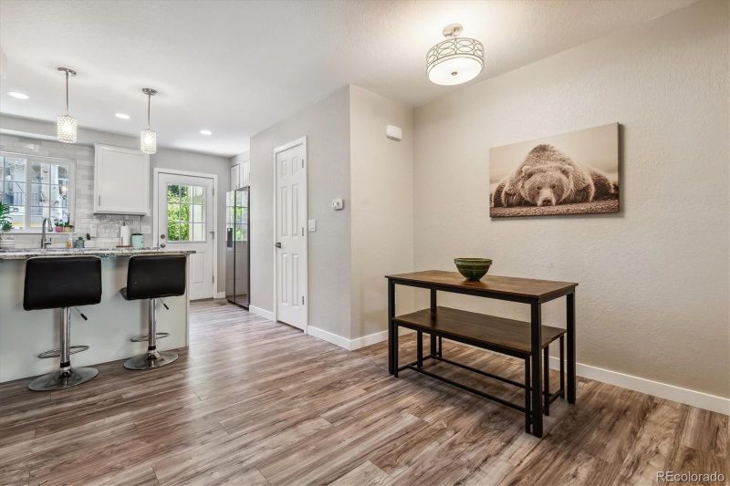 8074 S Columbine Ct, Centennial, CO 80122