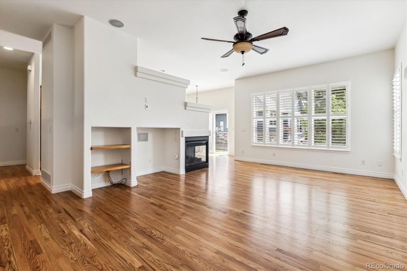 1830 S Harlan Cir, Lakewood, CO 80232