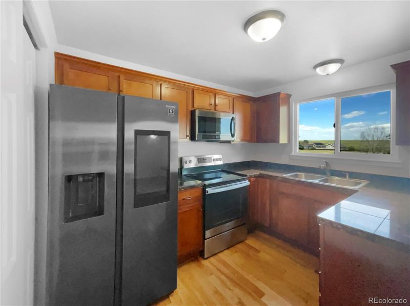 19539 E Iowa Cir, Aurora, CO 80017