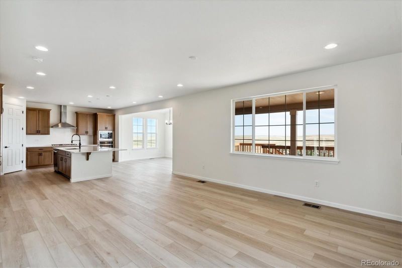 7398 S Yantley Way, Aurora, CO 80016