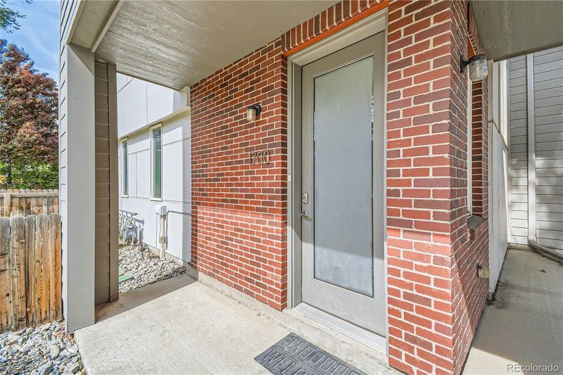 1700 Irving St, Denver, CO 80204