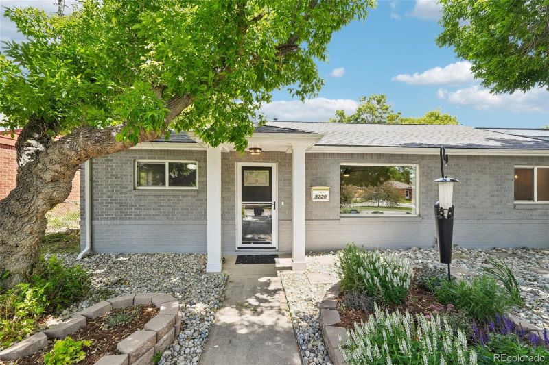 9220 Hoffman Way, Thornton, CO 80229