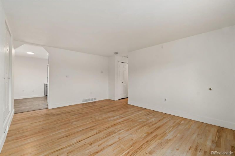 290 N 14th Ave, Brighton, CO 80601