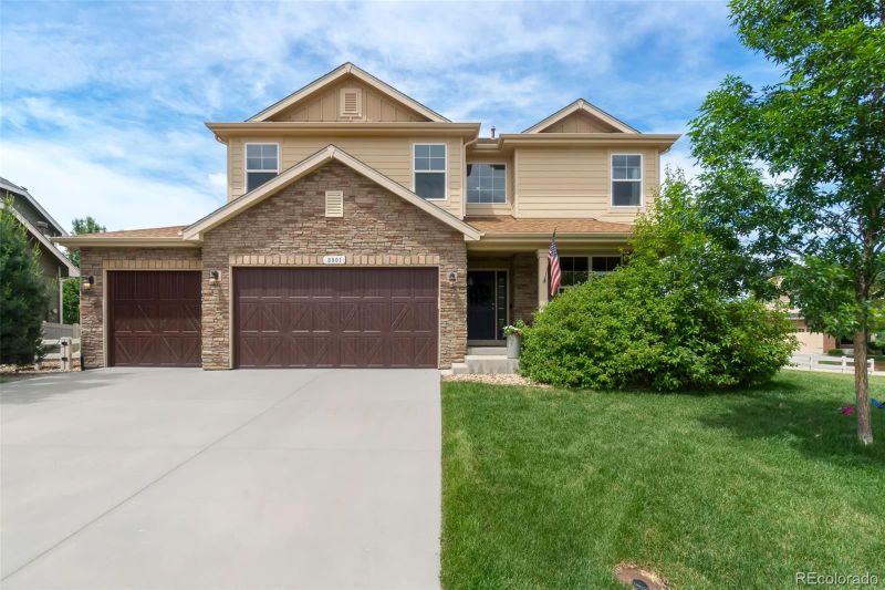 8801 Mustang Dr, Frederick, CO 80504