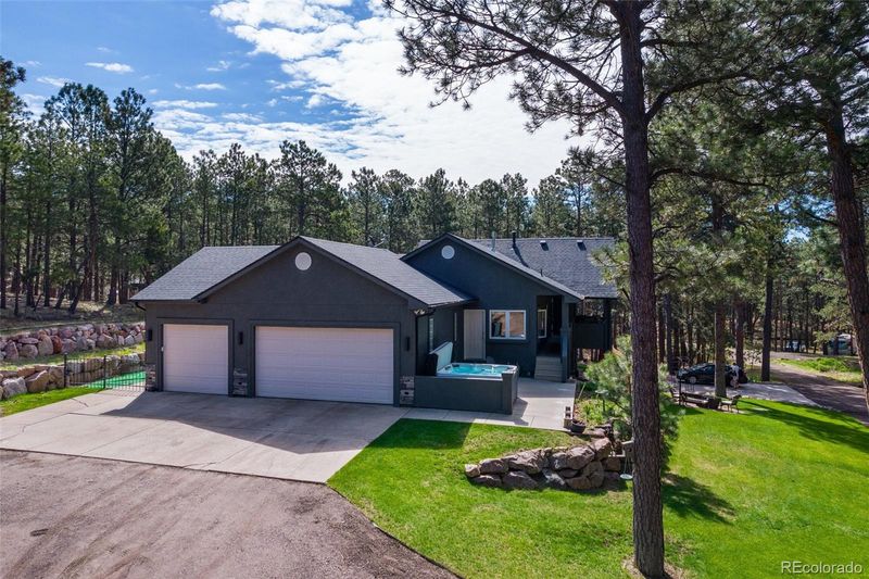 2815 Outlook Dr, Colorado Springs, CO 80921