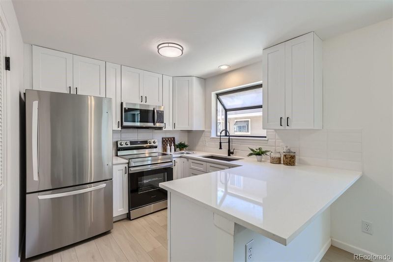 4176 S Mobile Cir #C, Aurora, CO 80013
