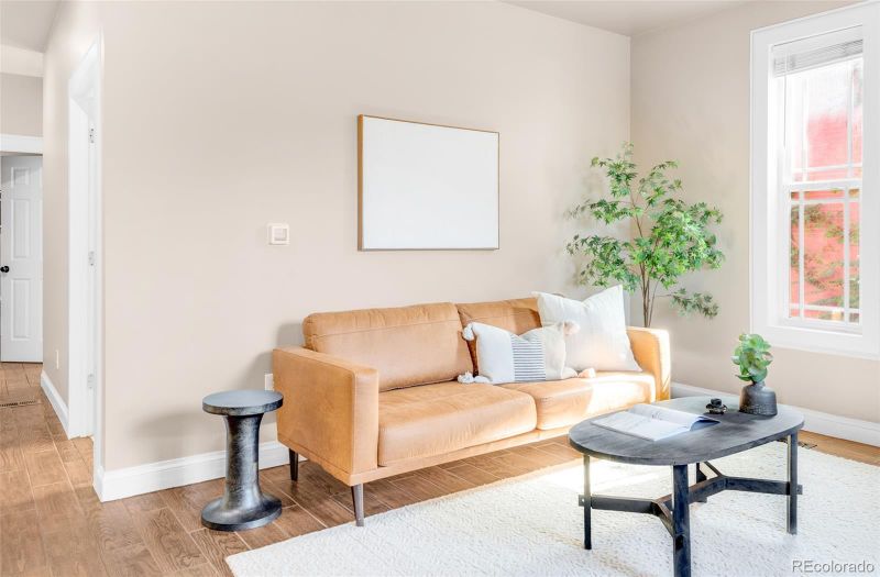 2117 W 33rd Ave, Denver, CO 80211