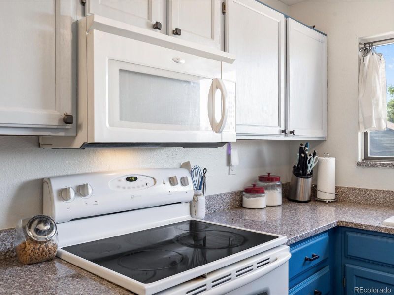 3526 S Depew St #204, Denver, CO 80235