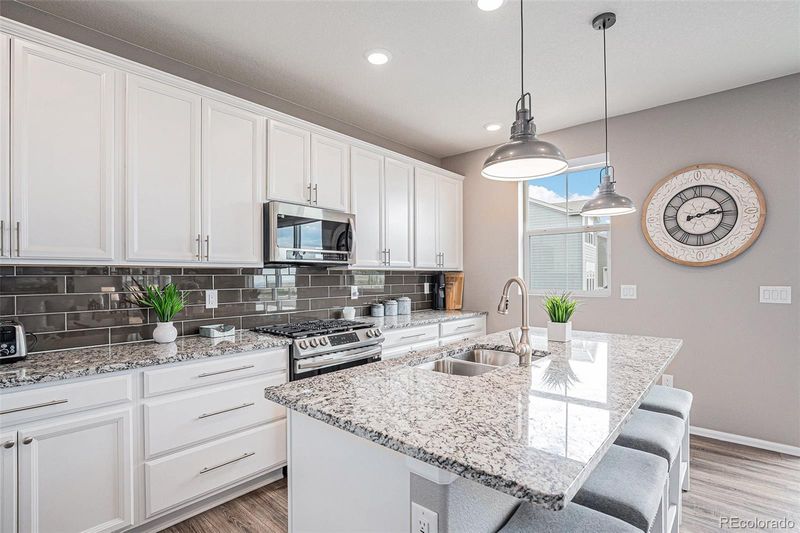 17060 E 95th Ave, Commerce City, CO 80022