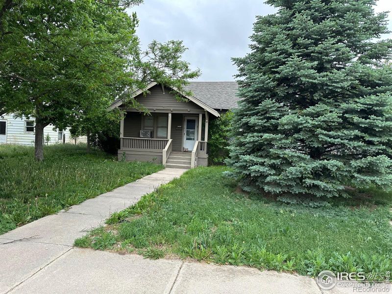418 E 5th St, Julesburg, CO 80737