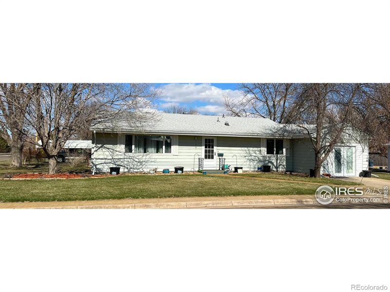 720 Plum St, Julesburg, CO 80737