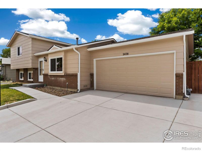 2438 Carla Dr, Loveland, CO 80537