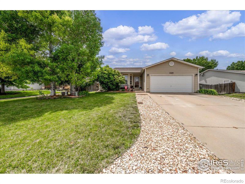 3509 Northpoint Dr, Evans, CO 80620