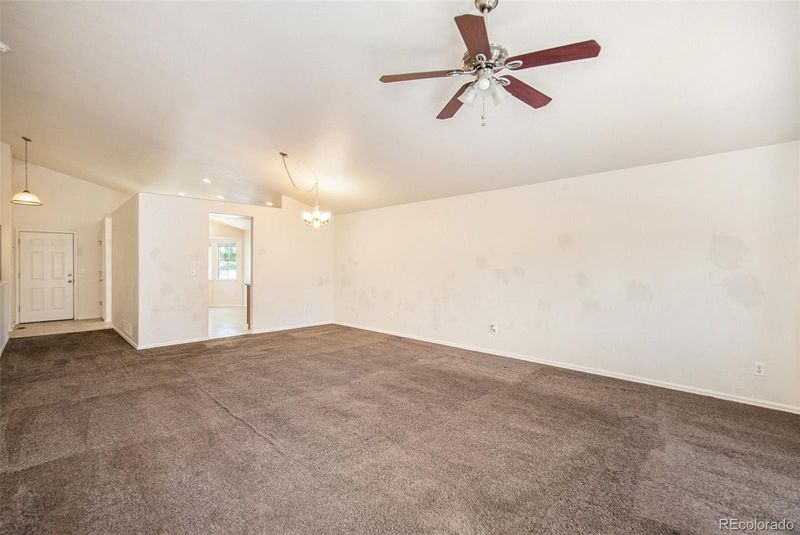 2680 E 94th Dr, Thornton, CO 80229