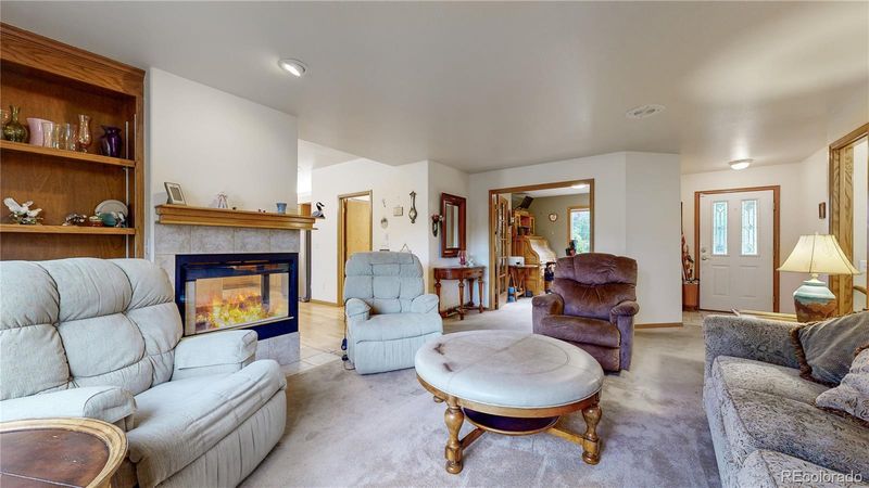 272 Riker Ct, Loveland, CO 80537