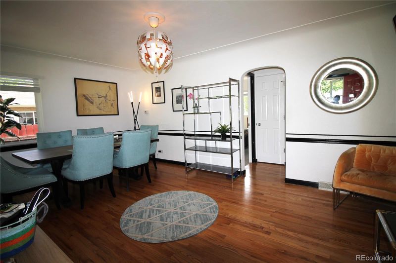 3680 Oneida St, Denver, CO 80207