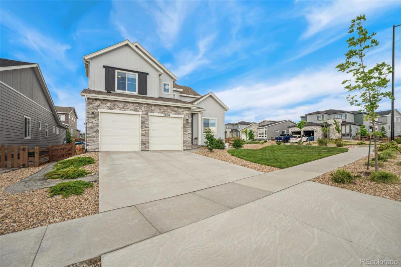 18484 W 94th Ln, Arvada, CO 80007