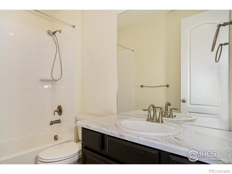 3335 Ireland Moss St, Castle Rock, CO 80109