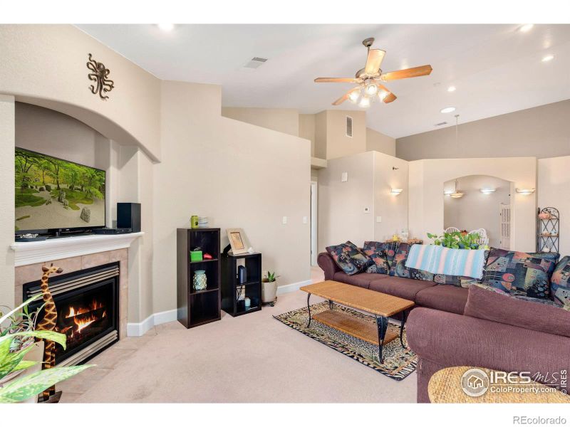 5775 W 29th St #706, Greeley, CO 80634