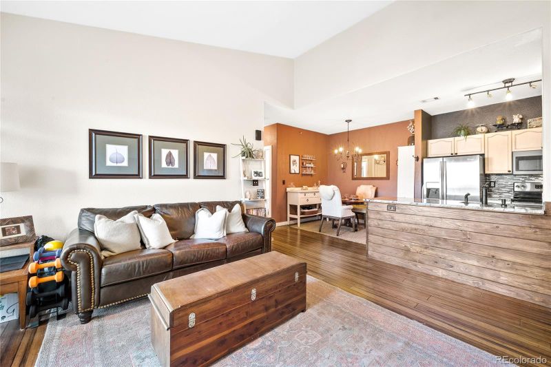 8389 S Independence Cir #11-304, Littleton, CO 80128