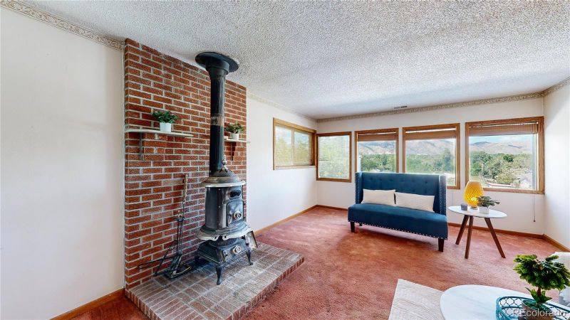 855 Noble Ct, Golden, CO 80401