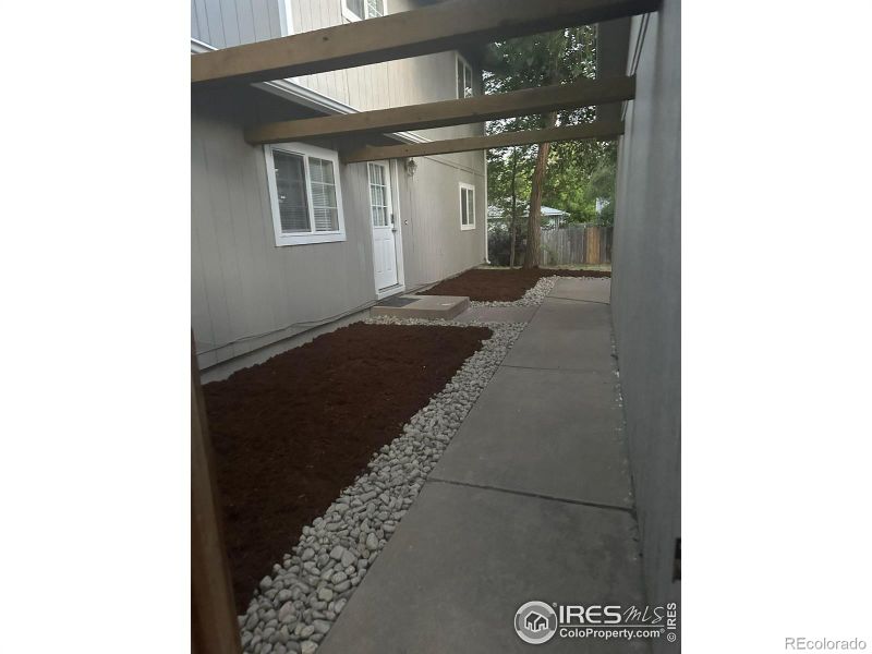 413 Crystal Pl, Longmont, CO 80504