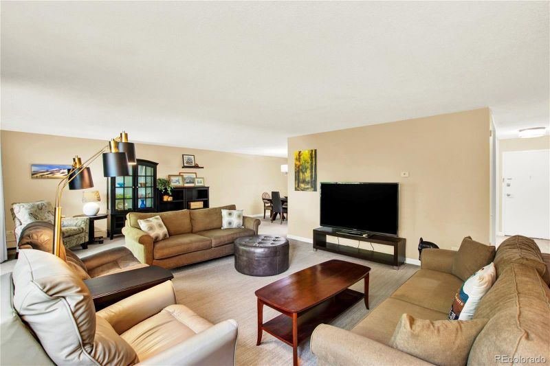 9380 E Center Ave #9C, Denver, CO 80247