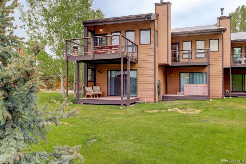 524 Sun River Dr #8, Fraser, CO 80442