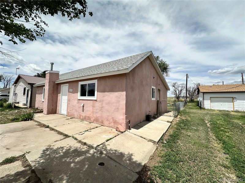 1274 8th St, Limon, CO 80828