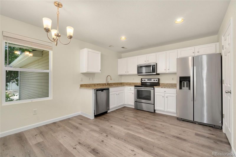 7745 S Kittredge Ct, Englewood, CO 80112