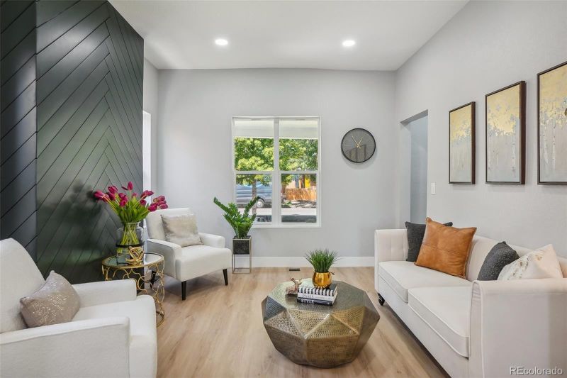 454 S Washington St, Denver, CO 80209