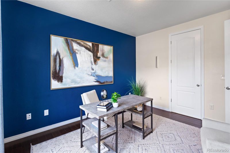 19252 W 84th Ave, Arvada, CO 80007