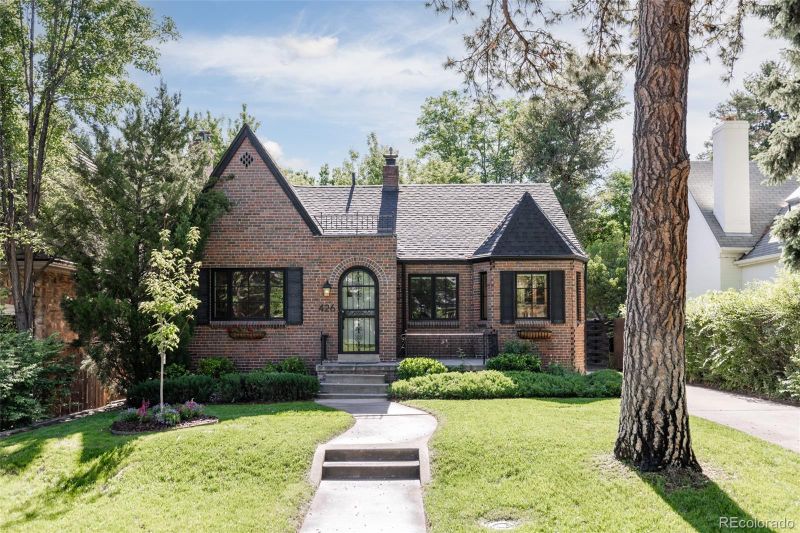 426 Elm St, Denver, CO 80220